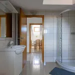 Viktori
